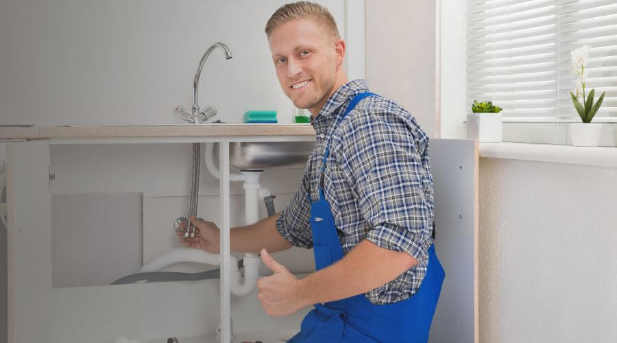 Professional same day plumber in Thrall, TX